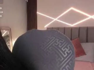 Veronicalanz  live sex cam