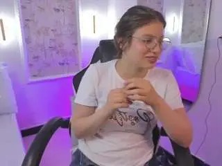 Liiliie-petite  live sex cam