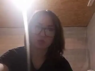 Mimidugal  live sex cam