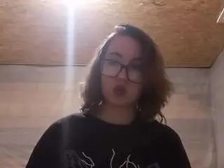 Mimidugal  live sex cam
