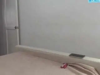 Karla-bruni  live sex cam