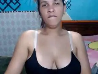 Soniafuentes  live sex cam