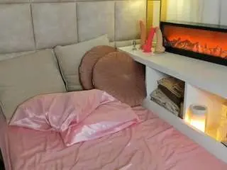 Tatjanatillers  live sex cam