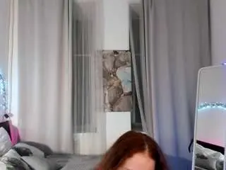 Yenneferlitt  live sex cam