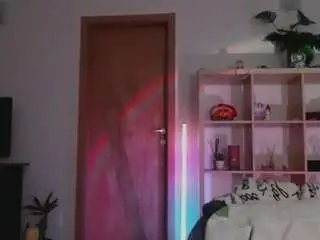 Britneydivin  live sex cam