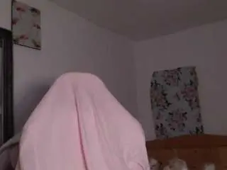 Britneydivin  live sex cam