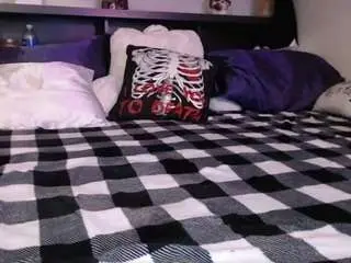 Crystallake  live sex cam