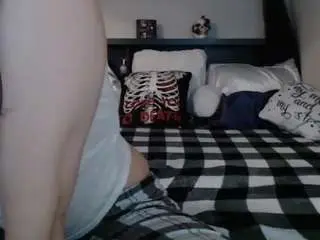Crystallake  live sex cam
