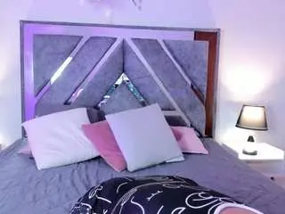 Emmywilliams  live sex cam