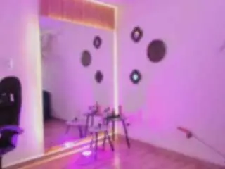 Emmywilliams  live sex cam