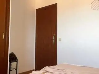 Joeymineah  live sex cam