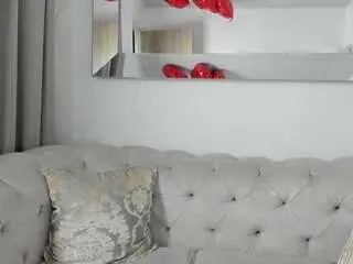 Liasaenz  live sex cam