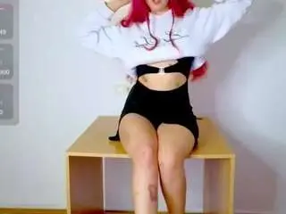 Renesmie  live sex cam
