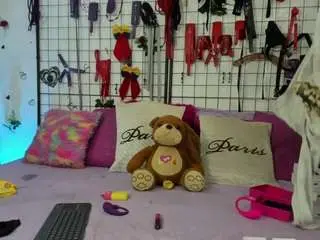 Royaltemptaation  live sex cam