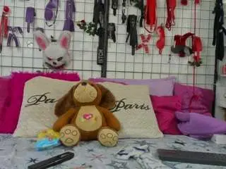 Royaltemptaation  live sex cam