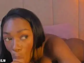 Aprilebony  live sex cam