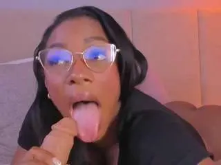 Aprilebony  live sex cam