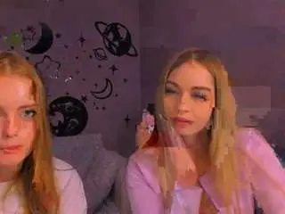 Helena-so-shyy  live sex cam