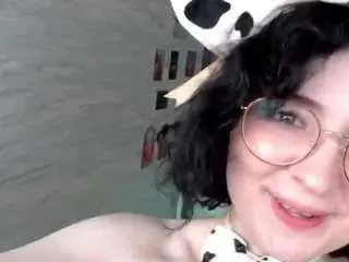 Jackiecherrypie  live sex cam
