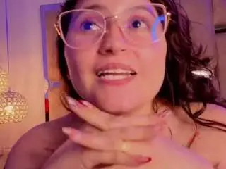 Lunapleasure  live sex cam