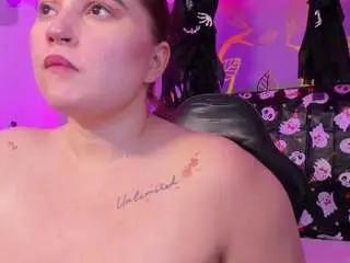 Lunapleasure  live sex cam