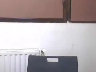 Prettyjulliette  live sex cam