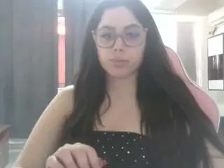 Prettyjulliette  live sex cam
