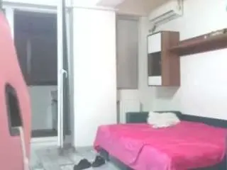 Prettyjulliette  live sex cam