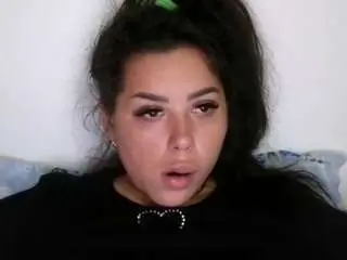 Prettyjulliette  live sex cam