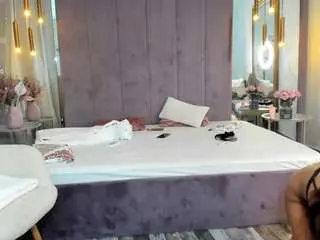 Selena-reeves  live sex cam