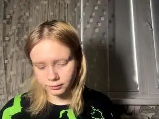 Wendicroft  live sex cam