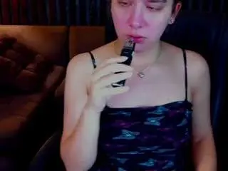 Liviasshy  live sex cam
