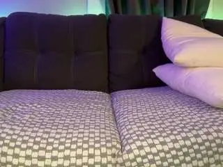 Nativepumpkin95  live sex cam