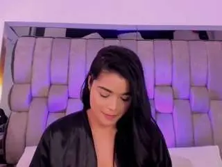 Roxanneshelby  live sex cam