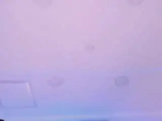Roxanneshelby  live sex cam