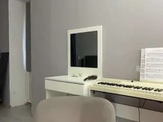 Sixtafebre  live sex cam