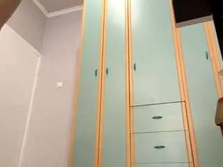 Yarahale  live sex cam