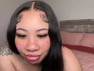 Beautifulmya  live sex cam