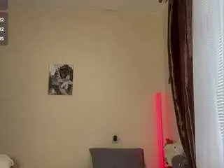 Debbymceady  live sex cam
