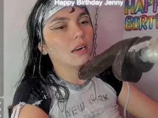 Honeyjenny  live sex cam