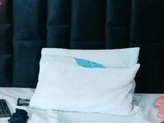 Hotlatinateacher  live sex cam