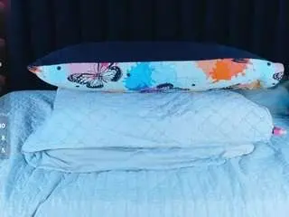 Hotlatinateacher  live sex cam