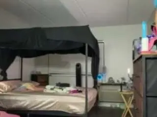 Pisceskitty  live sex cam