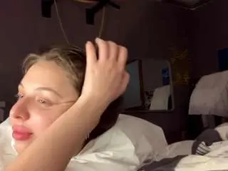 Stephinekrenz  live sex cam
