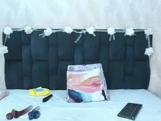 Arianadiosa  live sex cam