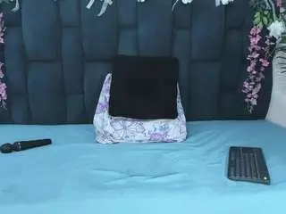 Arianadiosa  live sex cam