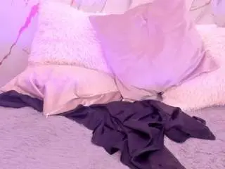 Dakotaferreti  live sex cam