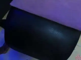 Madison-camhot  live sex cam