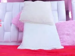 Rileysweet  live sex cam