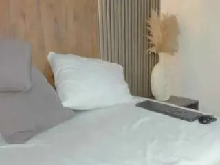 Carla-smellie  live sex cam